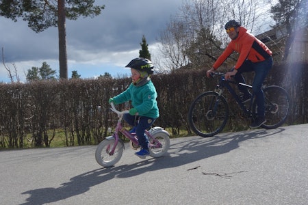 lære barna å sykle