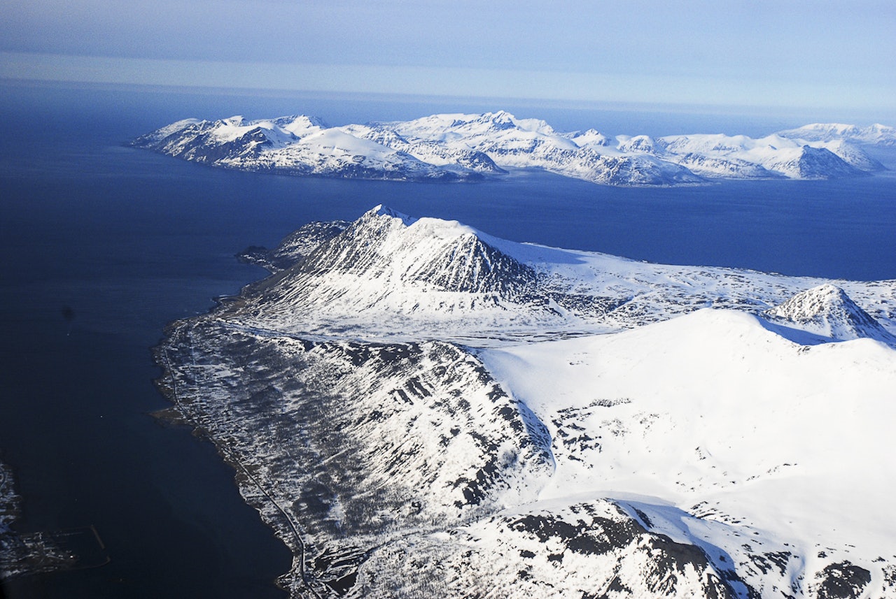 Russelvfjellet ligger i et av de mest opplevelsesrike områdene i Lyngsalpene, i Storgalten – og Stortindenområdet. Foto: Lorentz Mandal Russelvfjellet ligger i et av de mest opplevelsesrike områdene i Lyngsalpene, i Storgalten – og Stortindenområdet. Foto: Lorentz Mandal