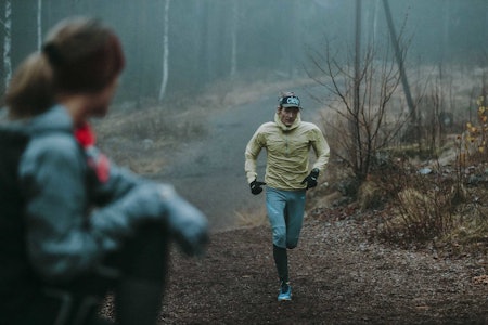 NATURLIG MOTSTAND: Intervalløktene kan gjennomføres der du vil, på grusveier, sti, bane eller på mølla. Foto: Kristoffer H. Kippernes  intervalltrening utemagasinet