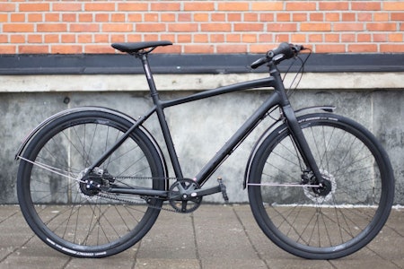 HOPPUKE-BART: Focus Planet Streets mustasjestyre gir en oppreist sittestilling, men et sporty utseende. HOPPUKE-BART: Focus Planet Streets mustasjestyre gir en oppreist sittestilling, men et sporty utseende.