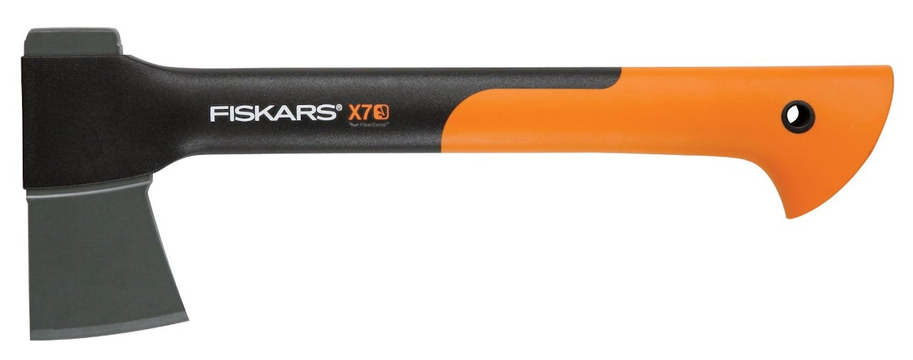 Fiskars X7: Lett og god turøks Fiskars X7 turøks test