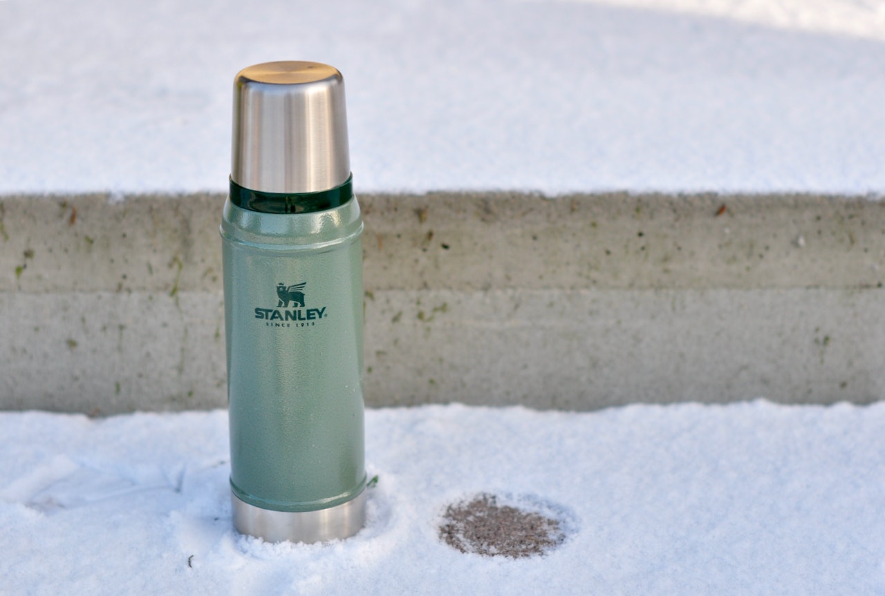 RETRO-KUL: Stanley Classic har typisk termosutseende Stanley Classic 0,75
