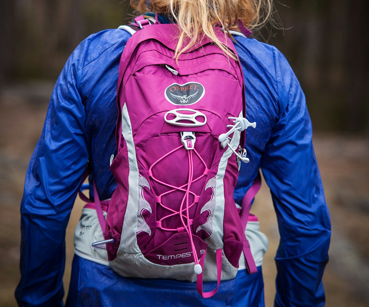 Osprey TEMPEST: Dette er damesekken fra Osprey. Sekken har veldig mange praktiske detaljer, kanskje i overkant av hva som nødvendig er for løping. Som hjelmfeste, isøksfeste etc. Osprey TEMPEST: Dette er damesekken fra Osprey. Sekken har veldig mange praktiske detaljer, kanskje i overkant av hva som nødvendig er for løping. Som hjelmfeste, isøksfeste etc.