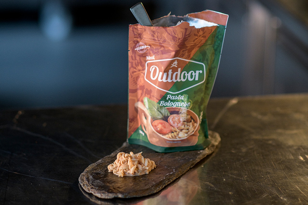 NÅR IKKE HELT OPP: Test av Leader Outdoor Pasta Bolognese. Foto: Vegard Breie Leader Outdoor Pasta Bolognese