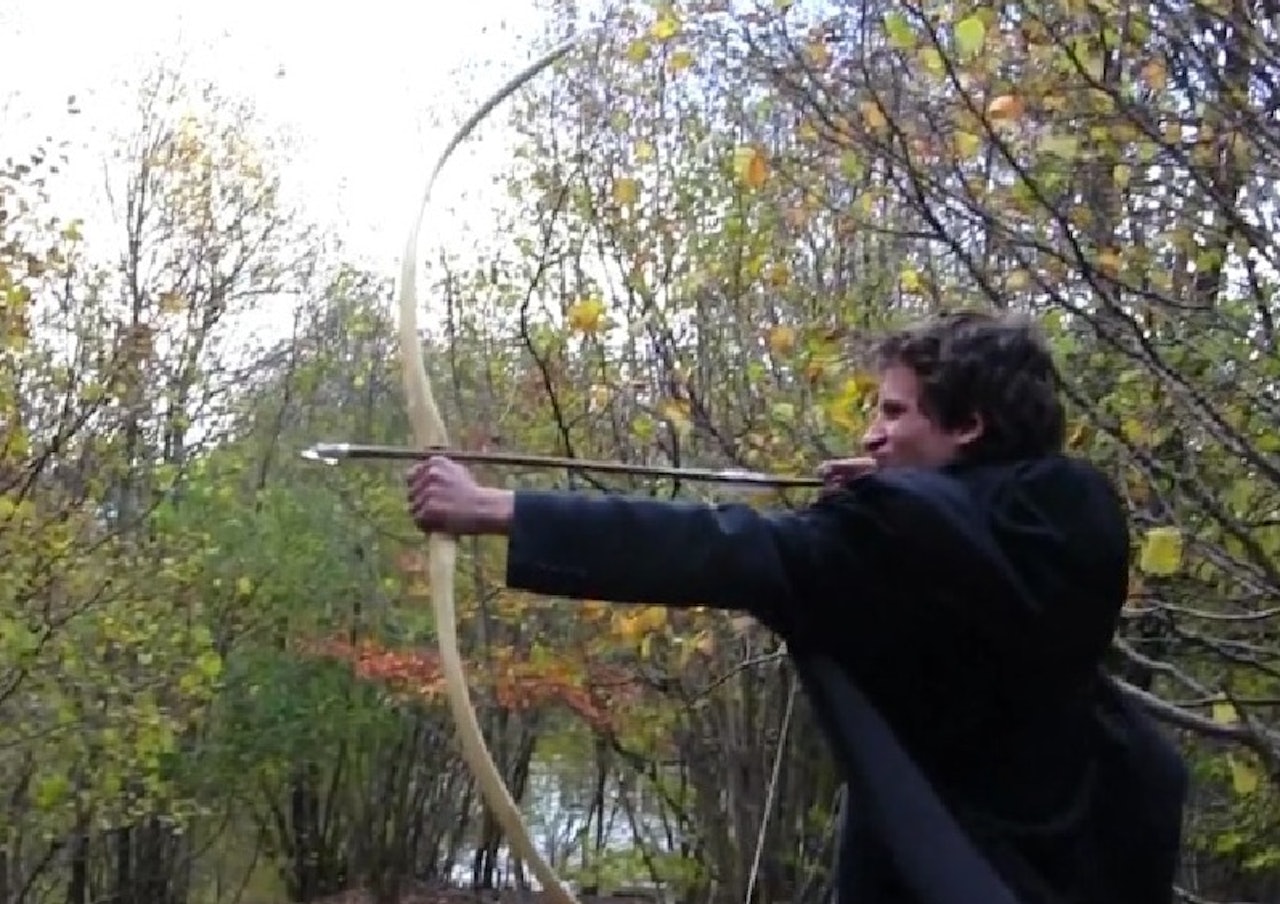 Gert Kluge laget en spydspiss av glass i sin film fra OD-dagen. Gert Kluge laget en spydspiss av glass i sin film fra OD-dagen.