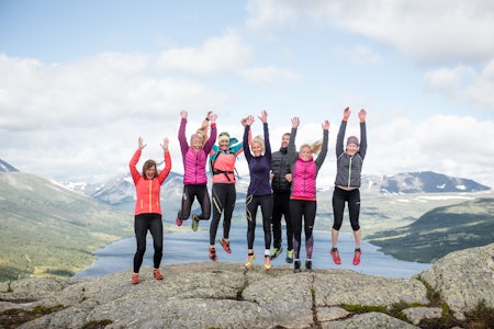 Fulle av endorfin etter intervallar opp på Rauhovden i Oppdal. Foto: Martin I. Dalen Fulle av endorfin etter intervallar opp på Rauhovden i Oppdal. Foto: Martin I. Dalen