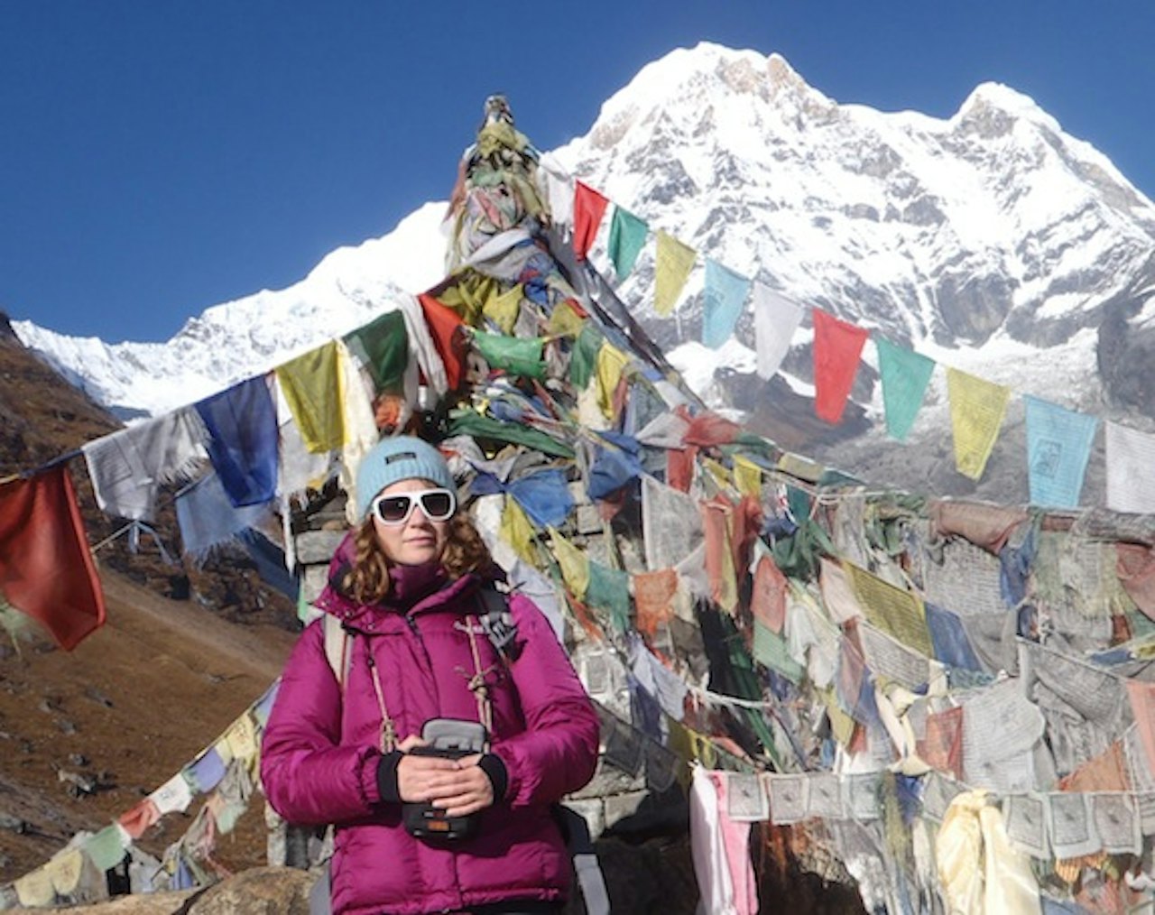 Gunhild Dahlberg - en blanding av Lars Monsen og Paris Hilton - på jobb for UTE i Himalaya.  Gunhild Dahlberg - en blanding av Lars Monsen og Paris Hilton - på jobb for UTE i Himalaya.