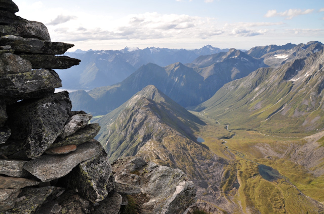 Det navneløse har fått navn. Utsikt fra Slogen. Foto: Halfdan Carstens Det navneløse har fått navn. Utsikt fra Slogen. Foto: Halfdan Carstens