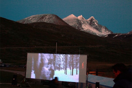 Til helga kan du kombinere fjell og film på Turtagrø. Foto: Turtagrø Fjellfilmfestival