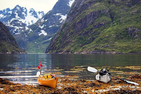 TROLLFJORDEN: Ekteparet Skagøy har allerede pekt seg ut Trollfjorden som en av kajakkturens favoritter.  TROLLFJORDEN: Ekteparet Skagøy har allerede pekt seg ut Trollfjorden som en av kajakkturens favoritter.