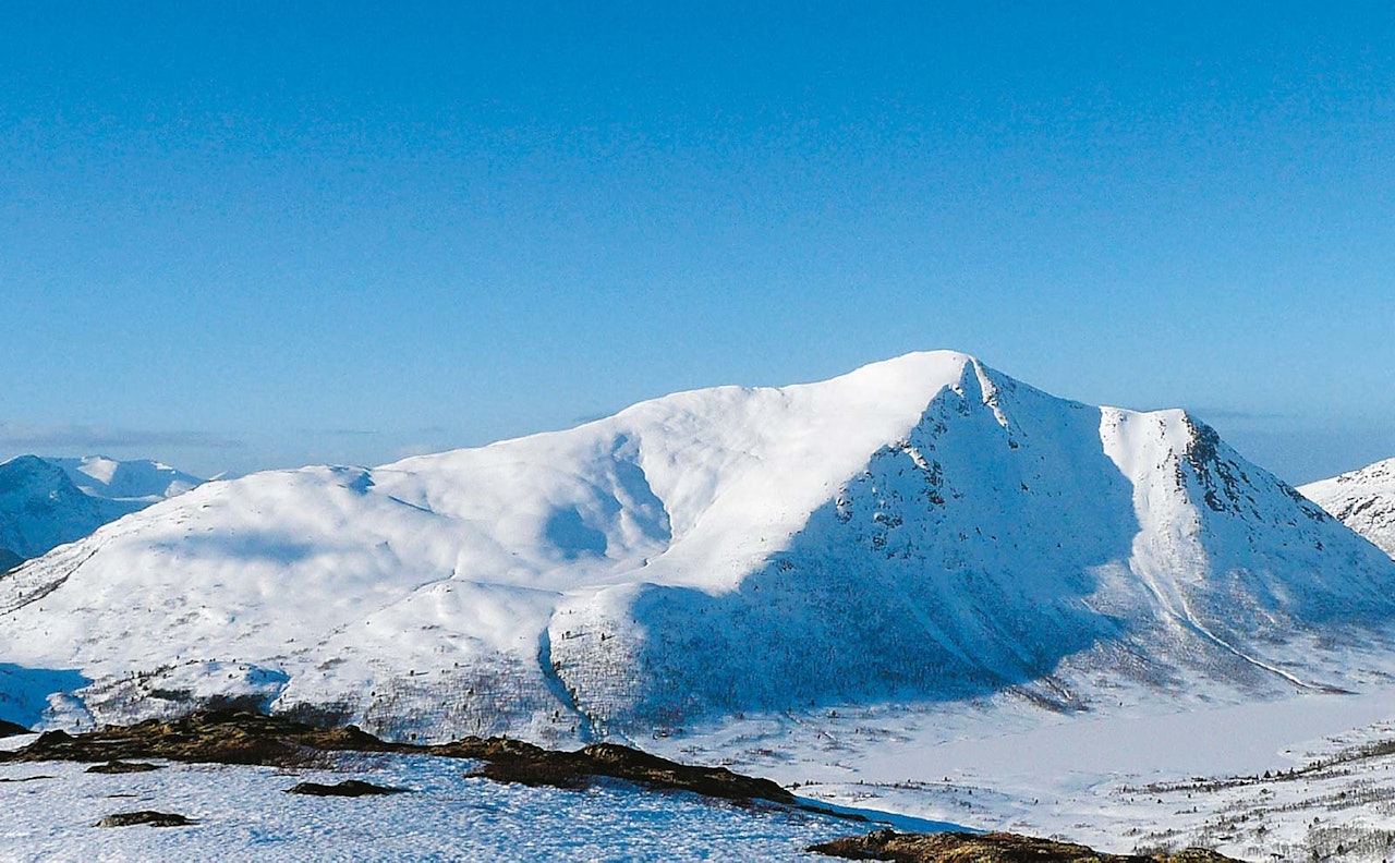 Skarven 1048 moh fra Toppturer i Romsdalen