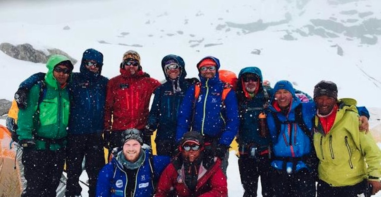 Hvitserks Everest-ekspedisjon avbildet på Lobuche. Foto: hvitserk.no Hvitserks Everest-ekspedisjon avbildet på Lobuche. Foto: hvitserk.no