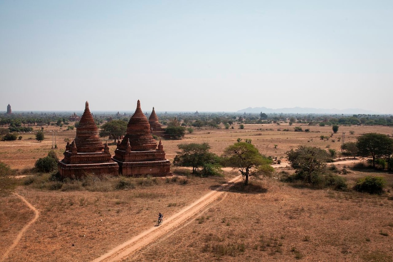 Du kan bruke en hel dag, eller flere om du vil, på å sykle rundt i pagodelandskapet og Myanmars sykkelhovedstad. Foto: Marte Stensland Jørgensen Du kan bruke en hel dag, eller flere om du vil, på å sykle rundt i pagodelandskapet og Myanmars sykkelhovedstad. Foto: Marte Stensland Jørgensen