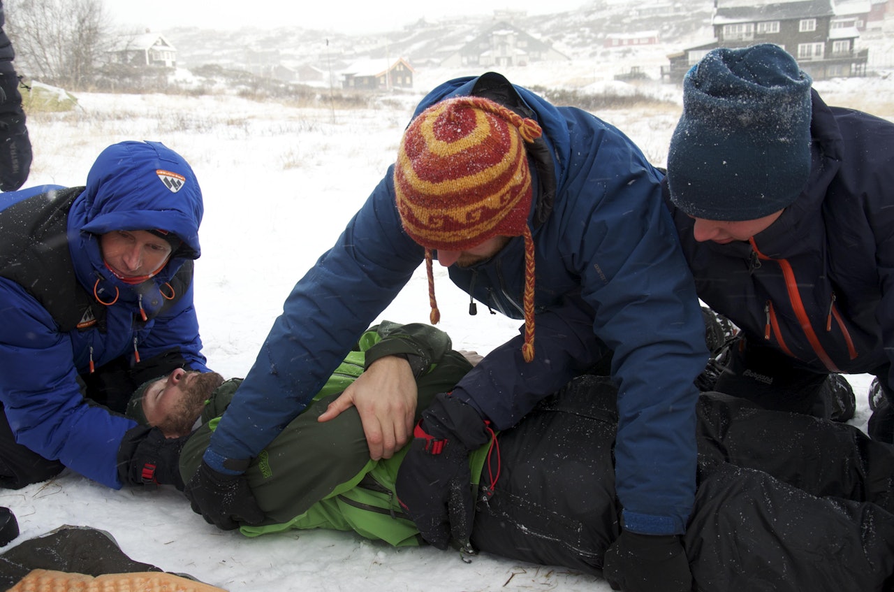 Er du trygg på hva du skal gjøre hvis ulykken er utendørs? Foto: Ida Eri Sørbye Er du trygg på hva du skal gjøre hvis ulykken er utendørs? Foto: Ida Eri Sørbye