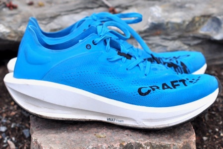 GOD HØYDE: Craft CTM Ultra har 40 mm sålehøyde under hælen. En karbonplate gjemmer seg i mellomsålen. Foto: Øyvind Aas Craft CTM Ultra Carbon test