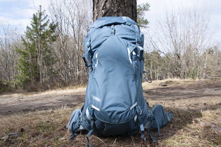 TEST AV TURSEKKER: Thule Versant 50  test av Thule Versant dame 50