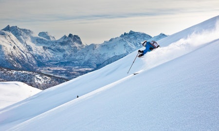 Bra skiterreng. Fra Skarven er det mye bra skiterreng og ofte mulig å finne god snø. Foto: Odd Erik Rønning
