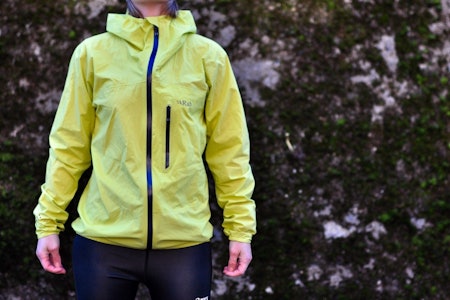 SOLID: Rab Pacer er en lett skalljakke for variert bruk.  Rab Pacer