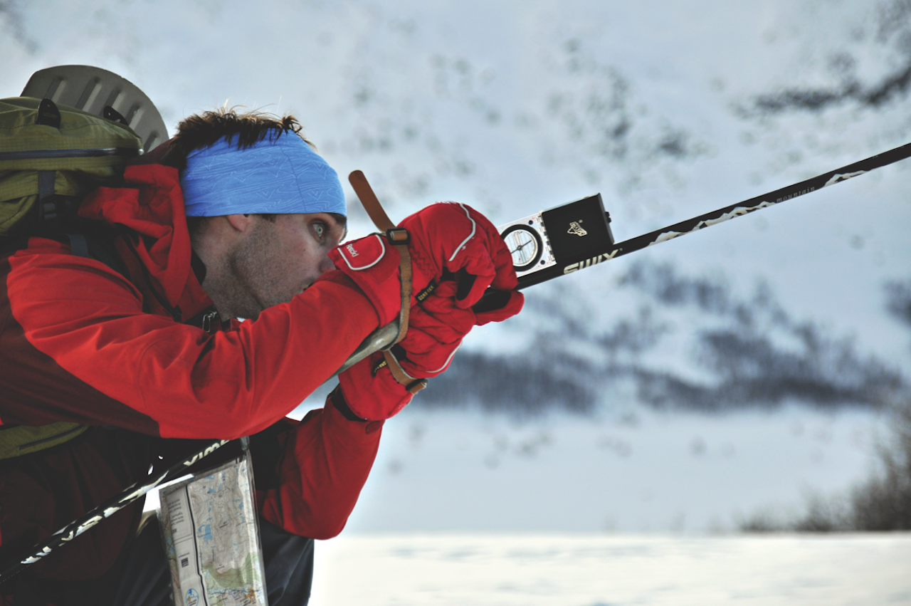 Lær deg å måle brattheten i et heng. Foto: Sandra Lappegard Lær deg å måle brattheten i et heng. Foto: Sandra Lappegard