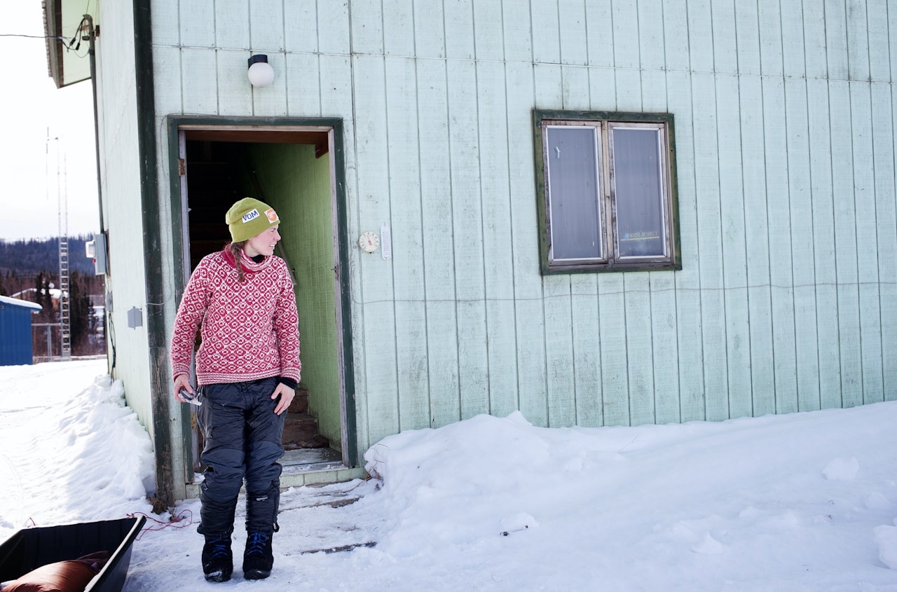 VARMER: Hundekjører Sigrid Ekran er ivrig bruker av ullgensere, her med Devold sin Svalbardgenser. Foto: Kristine Nyborg VARMER: Hundekjører Sigrid Ekran er ivrig bruker av ullgensere, her med Devold sin Svalbardgenser. Foto: Kristine Nyborg