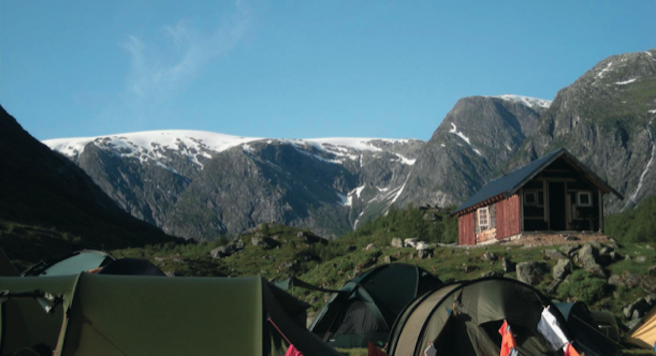 IKKE BARE FRITT FRAM: Det er glade tider for turistnæringen, og strålende for folkehelsen at folk velger å være ute. Men det har også noen åpenbare utfordringer, skriver kronikkforfatteren. Foto: Marianne Reusch IKKE BARE FRITT FRAM: Det er glade tider for turistnæringen, og strålende for folkehelsen at folk velger å være ute. Men det har også noen åpenbare utfordringer, skriver kronikkforfatteren. Foto: Marianne Reusch