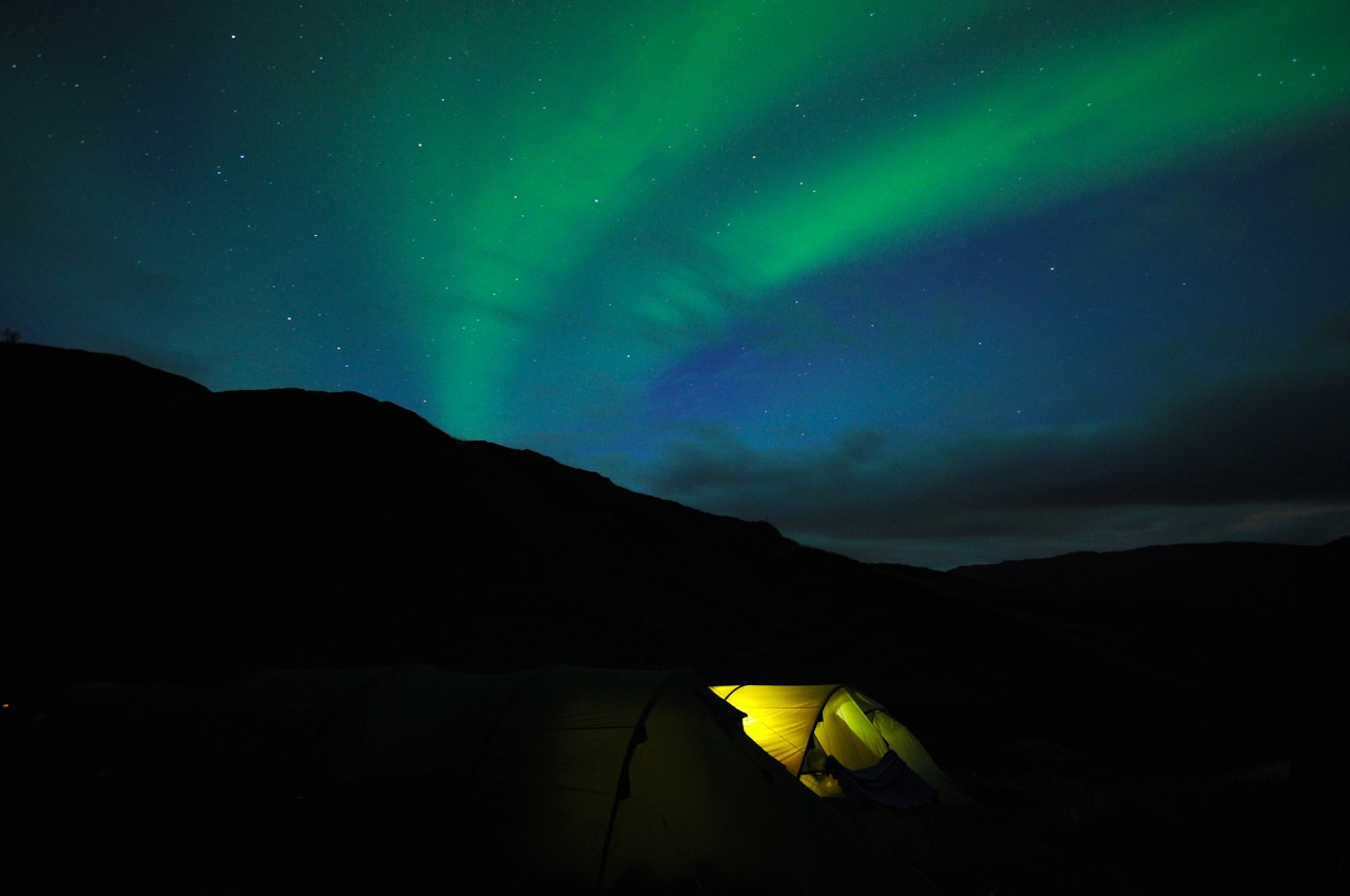 MAGISK: Nordlys og nordnorsk natur lokker stadig flere ungdommer nordover for å ta et år på folkehøgskole. MAGISK: Nordlys og nordnorsk natur lokker stadig flere ungdommer nordover for å ta et år på folkehøgskole.