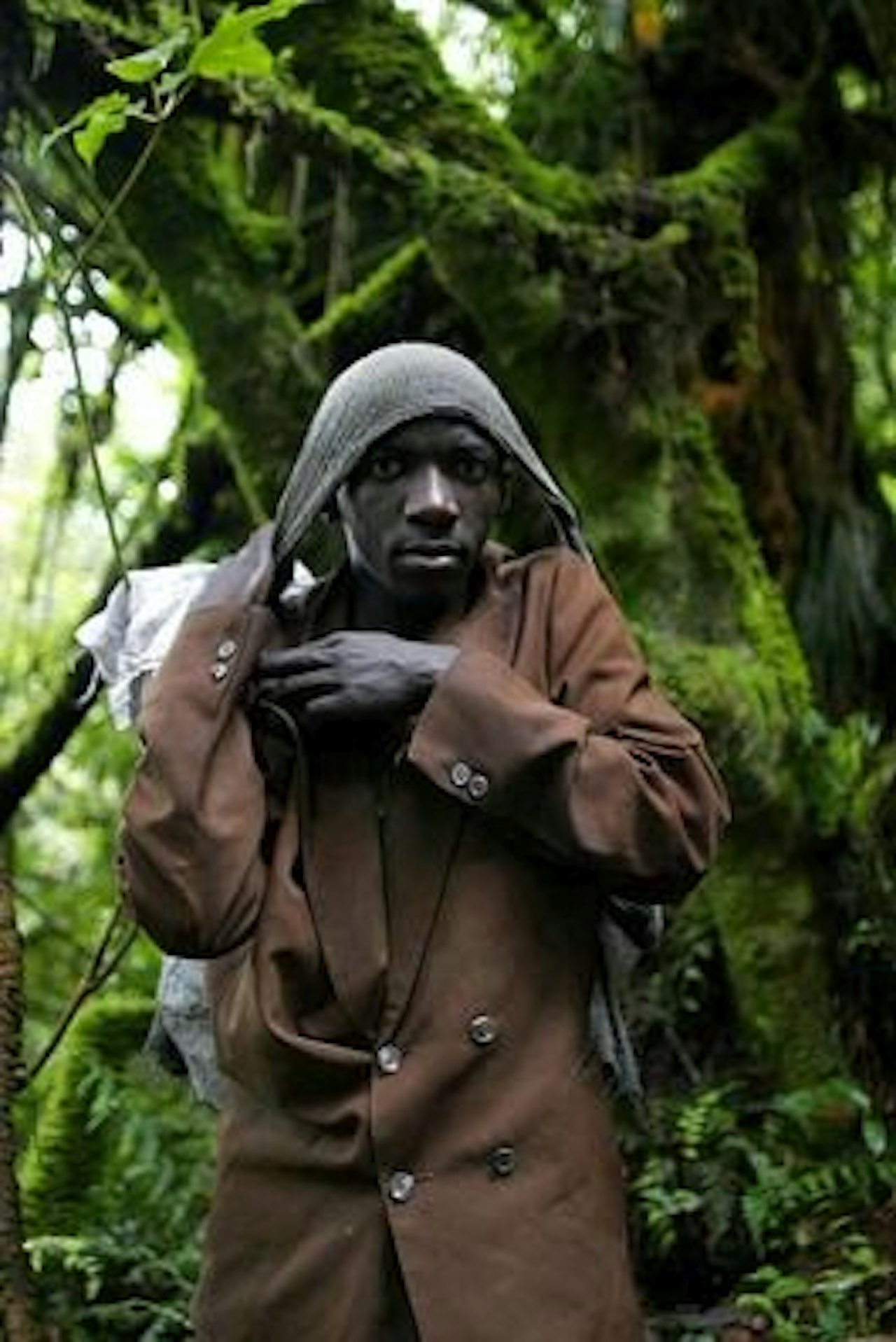 Har du klær og utstyr til bærerne og guidene i Rwenzorifjellene? (Bilde: Matti Bernitz) Har du klær og utstyr til bærerne og guidene i Rwenzorifjellene? (Bilde: Matti Bernitz)