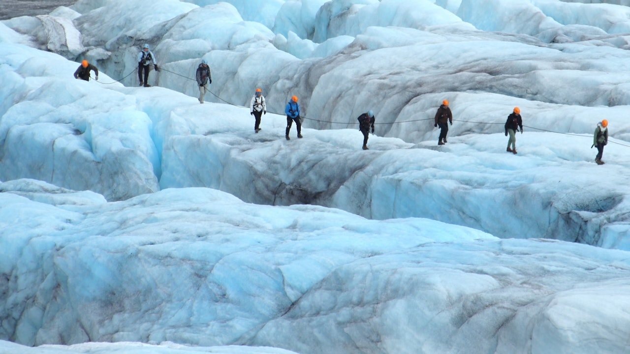 MANGE MULIGHETER: Ved Finse er det aktiviteter i alle fire sesonger, fra sykkel på Rallarvegen, vandringer og bretur på Hardangerjøkulen. Foto: Matti Bernitz Pedersen MANGE MULIGHETER: Ved Finse er det aktiviteter i alle fire sesonger, fra sykkel på Rallarvegen, vandringer og bretur på Hardangerjøkulen. Foto: Matti Bernitz Pedersen
