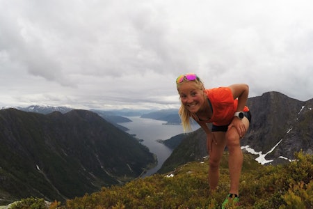 SHERPAHJELP: En nylig preparert og tilrettelagt sti får du på løpeturen opp til Keipen i Balestrand. Foto: Malene Blikken Haukøy fjelltur til keipen balestrand