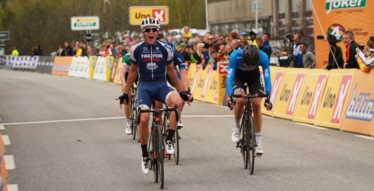 BRATT AVSLUTNING: Hadeland GP blir til Sundvolden GP, med en avslutning med historisk sus. Her fra fjoråret. Foto: Arrangøren. BRATT AVSLUTNING: Hadeland GP blir til Sundvolden GP, med en avslutning med historisk sus. Her fra fjoråret. Foto: Arrangøren.