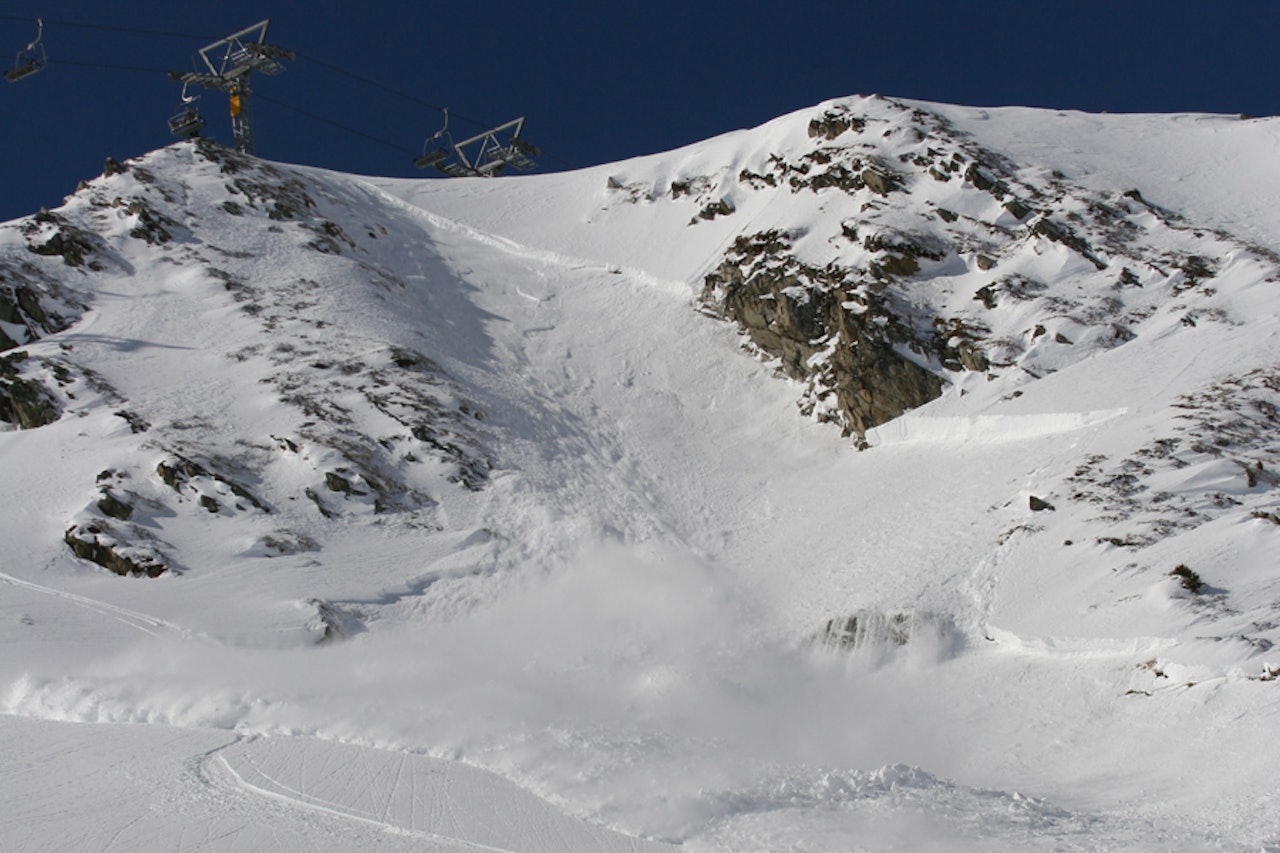 SKRED: Norsk Fjellsportforum er i gang med arbeidet med skredstigen, standarden for skredkursene deres. Georg Kronthalers metode for systematisk snødekkeundersøkelse blir ikke utelatt fra standarden. Foto: Tore Meirik SKRED: Norsk Fjellsportforum er i gang med arbeidet med skredstigen, standarden for skredkursene deres. Georg Kronthalers metode for systematisk snødekkeundersøkelse blir ikke utelatt fra standarden. Foto: Tore Meirik