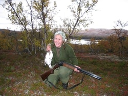 Linda Øverli Nilsen er ivrig rypejeger. Foto: Privat Linda Øverli Nilsen er ivrig rypejeger. Foto: Privat