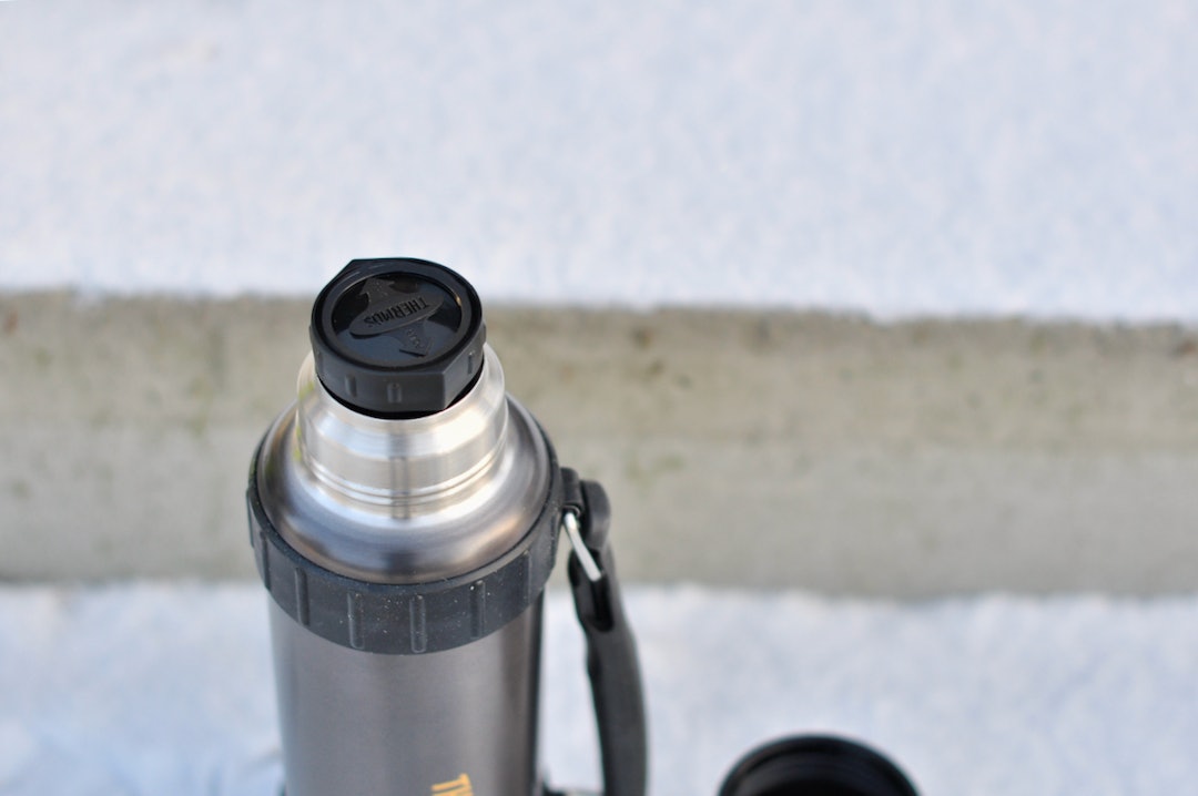 SPISSMARKERING: Korken gjør det lett å finne hellesporene, også i mørket. Thermos Work