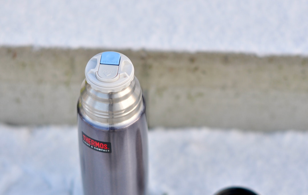 Thermos Light & Compact