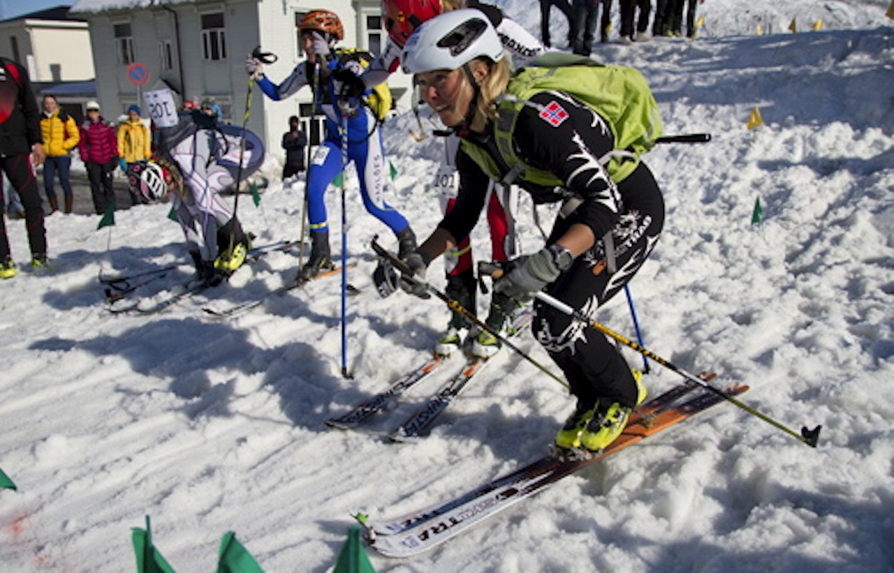 HISTORISK: Her er Malene Haukøy i ferd med å vinne verdenscupkonkurransen i randonnee i Sveits i helga. Foto: Norges Skiforbund