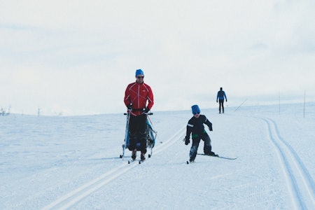 skøyting på ski med barn langrenn