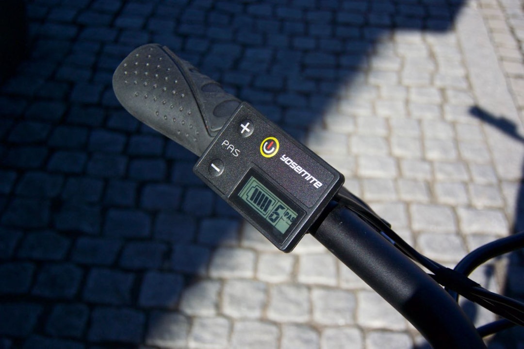 LITE INFO: Displayet på Biltema-sykkelen viser kun batteristatus og motor-nivå.