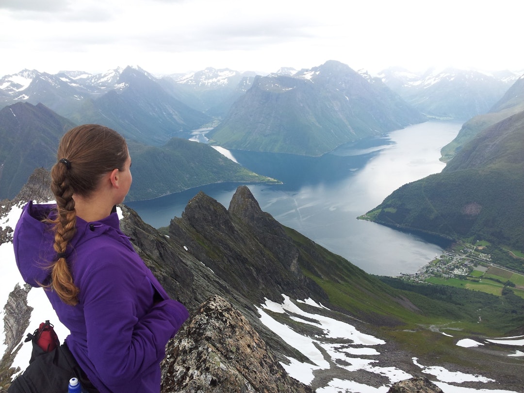 fjelltur på sunnmøre fjelltur på sunnmøre