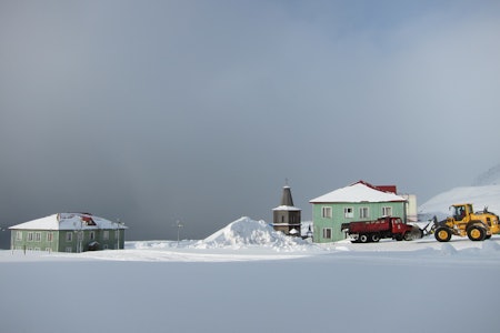 De eldste husene i Barentsburg. Foto: Vegard Aasland Nymoen De eldste husene i Barentsburg. Foto: Vegard Aasland Nymoen