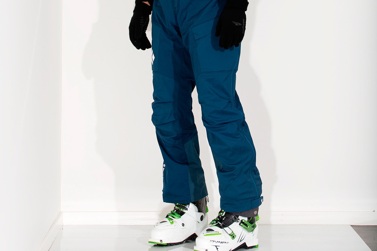 Black Diamond Dawn Patrol Hybrid shell: Str L | Pris: 2999 kroner | 709 gram. Black Diamond Dawn Patrol Hybrid shell skibukse test