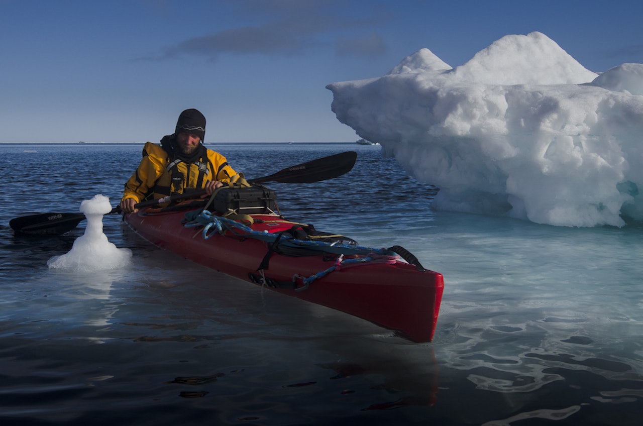 POLFARER: Til sammen har Audun Tholfsen levd nesten to år av livet sitt på polisen. Etter den siste turen, der han bodde et år på et isflak i en luftputebåt, ble han i høst sammen med Yngve Kristoffersen kåret til årets eventyrer. POLFARER: Til sammen har Audun Tholfsen levd nesten to år av livet sitt på polisen. Etter den siste turen, der han bodde et år på et isflak i en luftputebåt, ble han i høst sammen med Yngve Kristoffersen kåret til årets eventyrer.