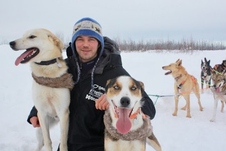 KLAR: Joar Ulsom forteller om rolige dager før starten går for Iditarod 2021. joar ulsom iditarod 2021