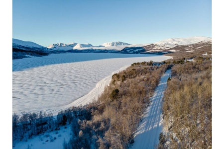 VEI, IKKE SKI: Et mindre-tall av grunneierne har fått rettens medhold i at de kan brøyte veien til Gjevilvasshytta. Dermed kan ikke Oppdals mest populær skiløype brukes lengre. Foto: Martin I. Dalen langrenn i oppdal