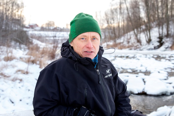 KOMMER: André Horgen  er dosent i friluftsfag, med base i Bø i Telemark, Universitetet Sørøst-Norge. Foto: Per-Åge Eriksen andre horgen portrett utemagasinet