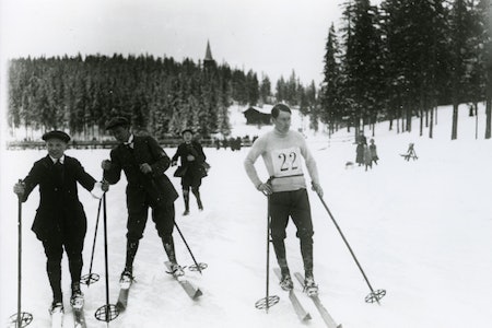 LANGRENNSHISTORIE: Lauritz Bergendahl og Johan Grøttumsbraaten gir gjenklang i norsk skihistorie, de var begge best og hadde sterke meninger om trening og teknikk. Slik trente langrennsløperne i gamle dager
