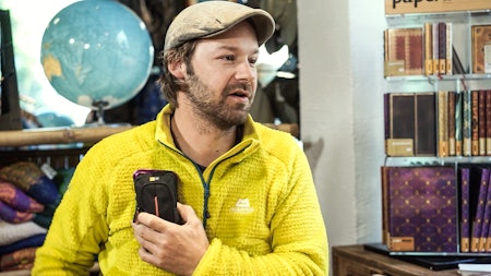 PETTER: I innslaget forteller Petter Nyquist om smarte knep for deg som vil ta flotte ekspedisjonsbilder på kalde reiser. Foto: Christian Nerdrum