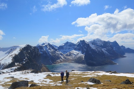 FUGLHUKEN: På Flakstad finner du dette fjellet, som er et alternativ til for eksempel Ryten i samme område. Foto: Espen Nordahl turtips fjelltur til fuglhuken i lofoten