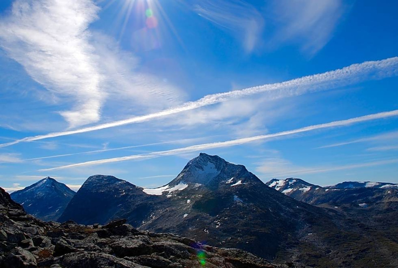Mjølkedalstinden har en helt spesiell tiltrekningskraft på toppturentusiaster. Foto: Per-Arne Andersen Mjølkedalstinden i Jotunheimen