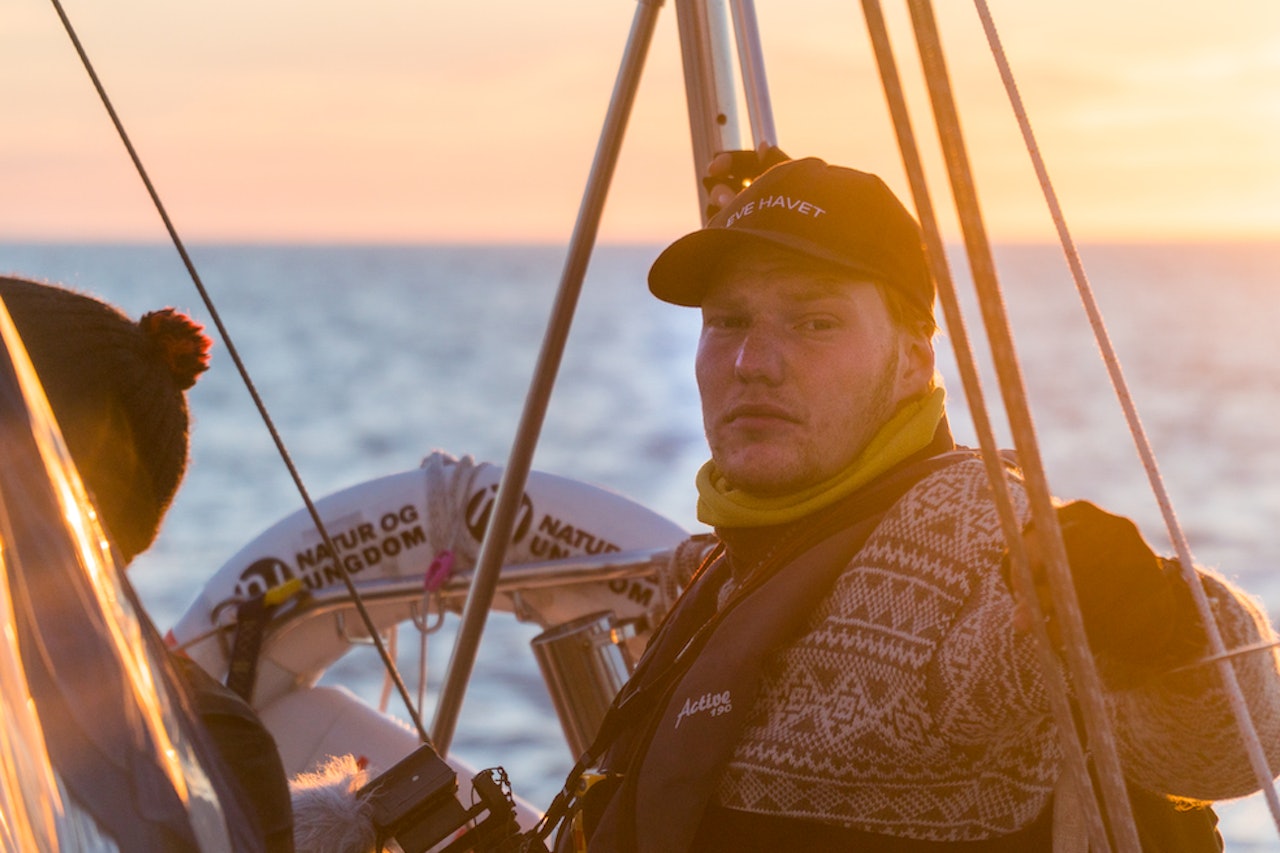 EKSPEDISJON BARENTS: På tokt mot oljeboring. Ekspedisjonsleder Thor Due. Foto: August Gautun EKSPEDISJON BARENTS: På tokt mot oljeboring. Ekspedisjonsleder Thor Due. Foto: August Gautun