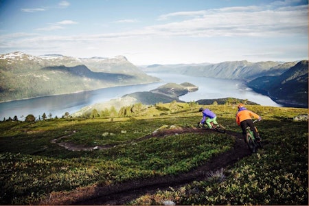 STRYNEFAKTOR: Innerst i fjorden byr Stryn på formidabel terrengsykling. Foto: Strynefestivalen  Strynefestivalen har terrengsykling innerst i fjorden, blant mange andre ting, på menyen